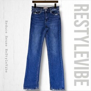 VERVET BLUE Women’s Size 28 Denim Jeans Straight Leg Style High Rise Fit Stretch